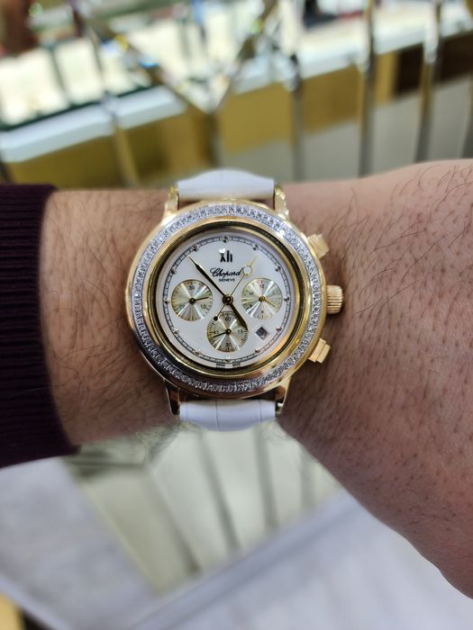 Блестательно красивые Шопарды с россыпью дрогаценных бриллиантов.