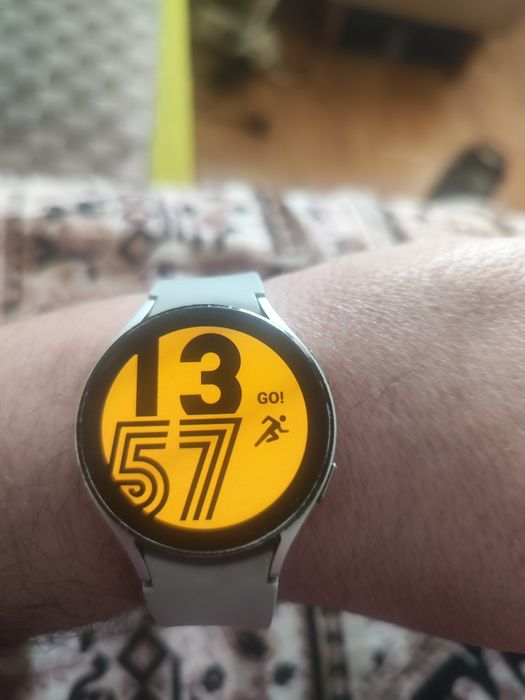 Vând Samsung Galaxy wachi4