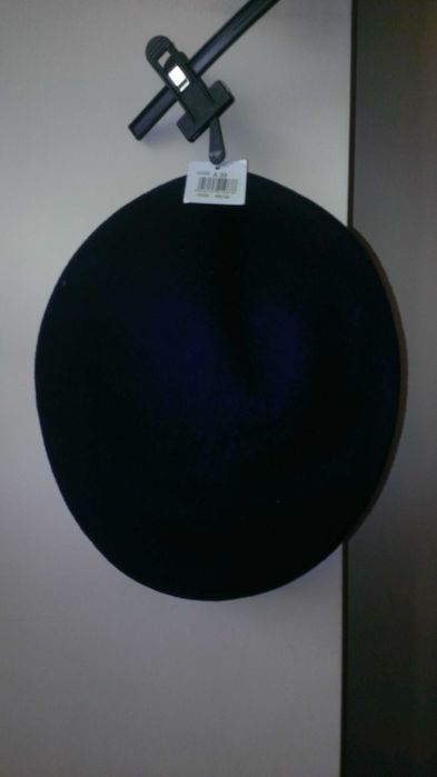 sapca unisex bleumarin cu eticheta