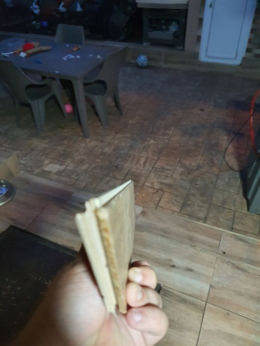 Parchet triplu stratificat Pallido Chevron