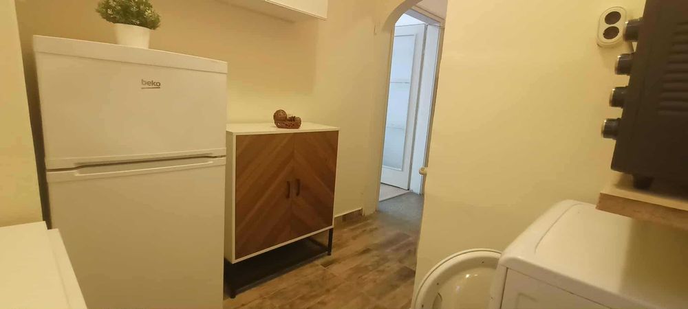 Дава се под наем Двустаен апартамент в София, Център - 63 кв.м за 474.3 € - Снимка #8