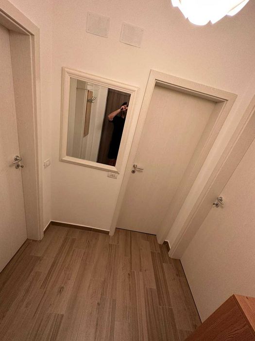 Închiriez apartament cu o camera