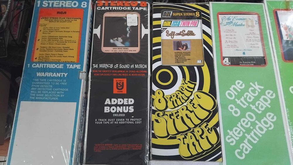 8 track cartridge / 8 пистови касети