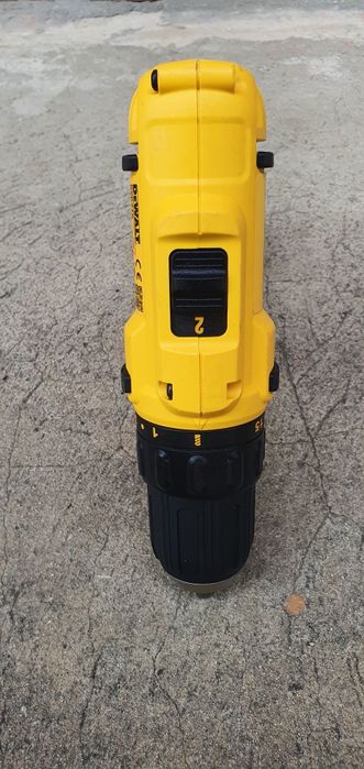 Auto filetanta dewalt 12V.
