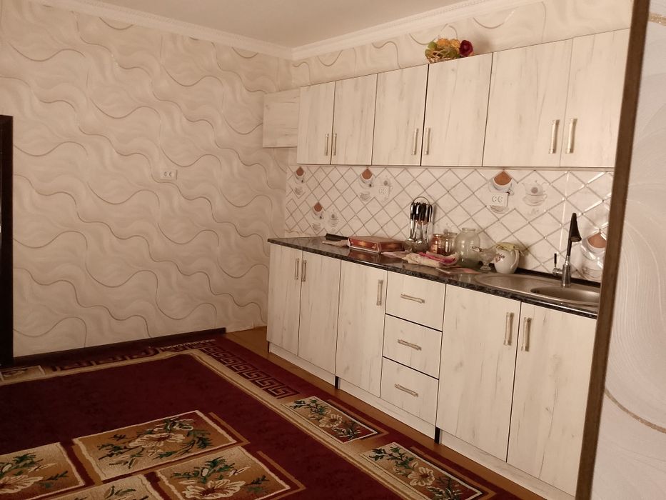 Яшаш учун Зур шароитли Уй сотилади