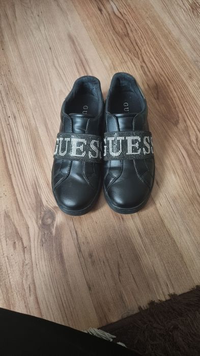 Оригинални guess кецове