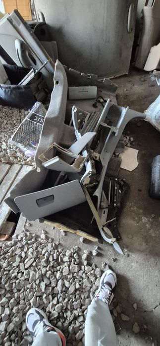 Запчасти по салону на бмв е39