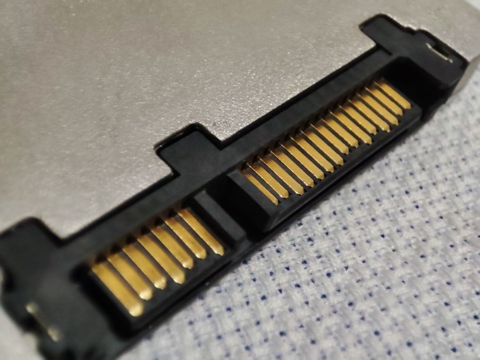 Intel ssd sata 6Gbps 80gb