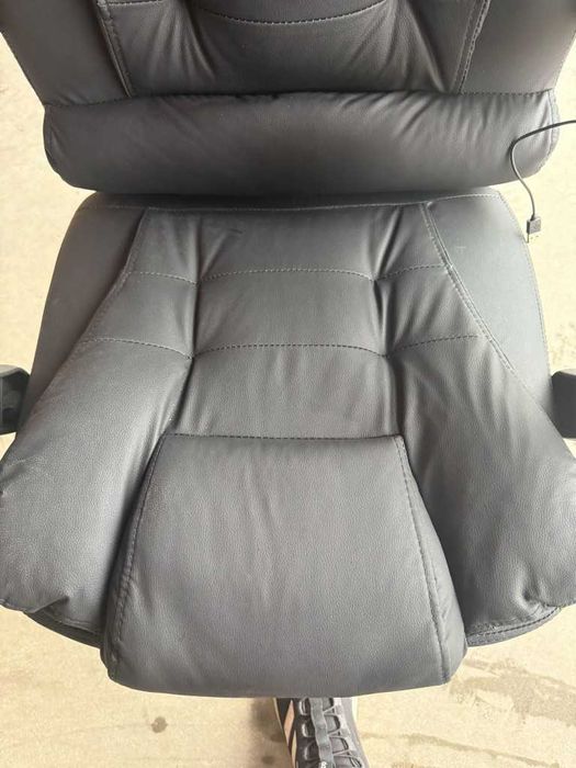 Ергономичен офис стол с масаж и подложка за крака