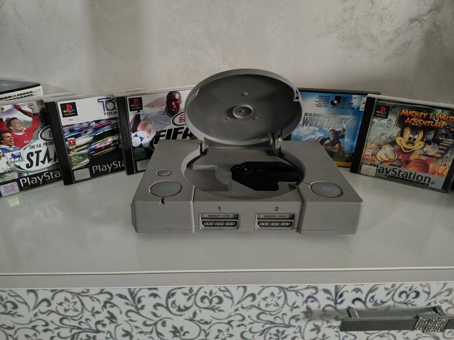 Vând ps1 și Nintendo wii