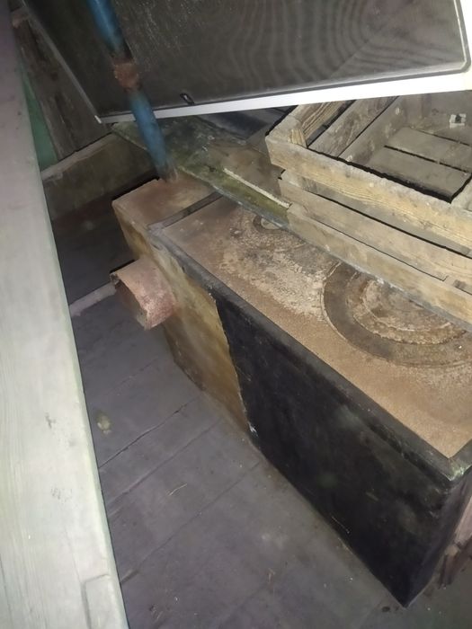 Продам печь котёл и титан