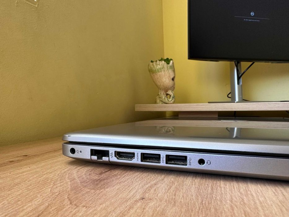 Laptop HP 470 G7 17.3" - Intel i7-10510U | 16GB RAM | SSD 500GB