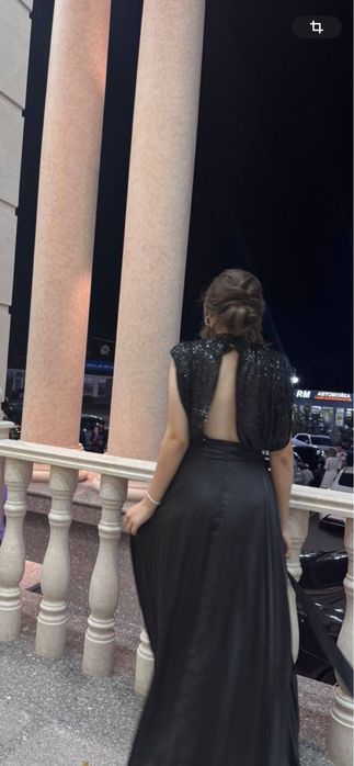Черное вечернее платье