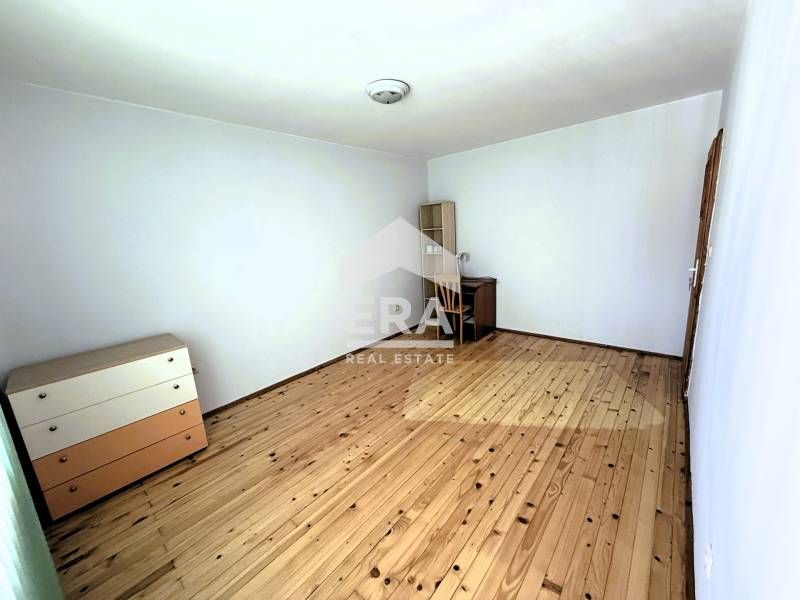 Продава се Тристаен апартамент в Благоевград, Широк център - 82 кв.м за 1011 €/кв.м - Снимка #8