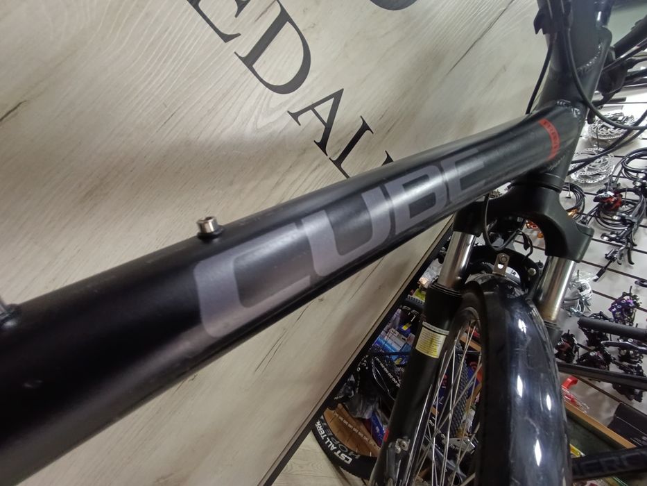 Cube Touring Pro 28 Shimano Deore гидравлические тормоза Германия