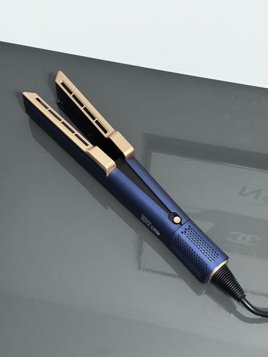 Aparat de indreptat parul Lissora Airflow uscator placa 2 in 1