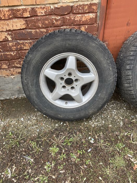 Продам диски Мерседес R16 оригинал