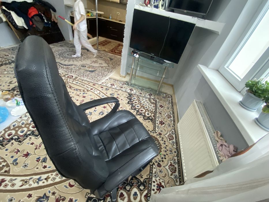 Жайлы кеңсе креслосы сатамын