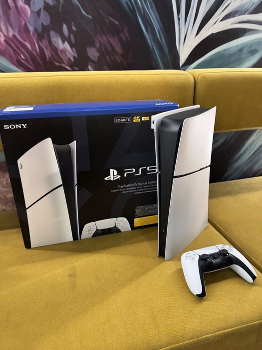 Vand Ps5 Digital Edition,este inca in garantie