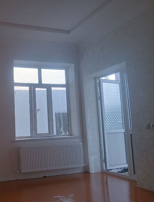 Абдурахмонов Хавас куча асосий йулга 800 метр 1.3 сотиг 6 хона 2 этаж