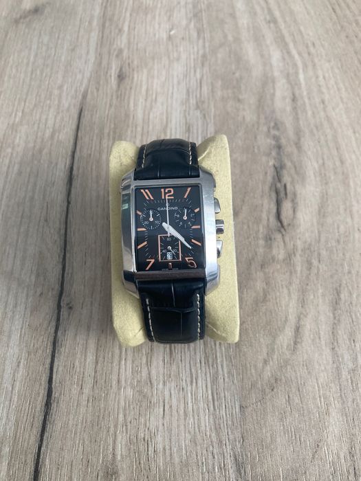 Candino- кварцов часовник