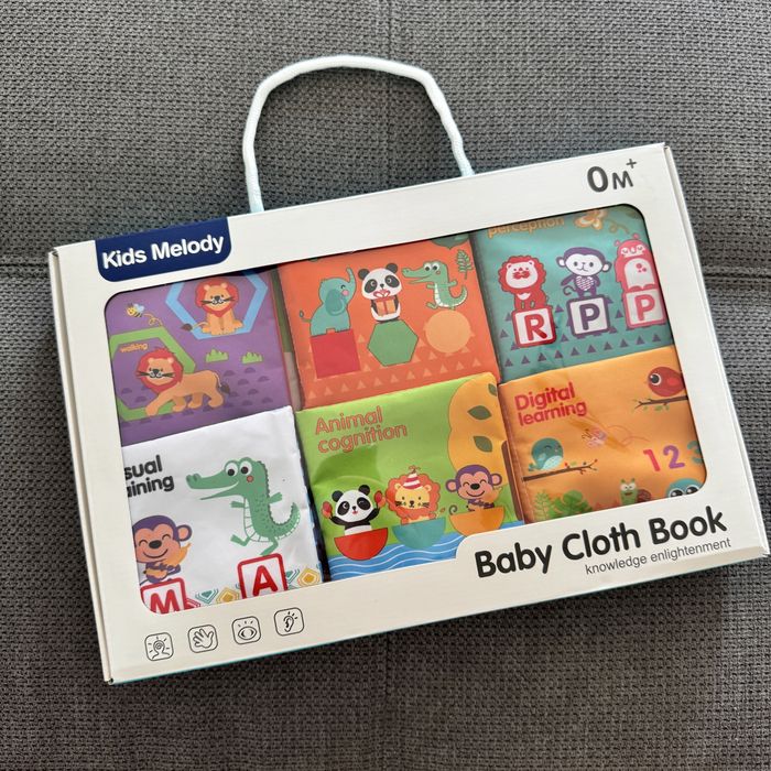 Set 6 carti fosnaitoare pt recunoastere elemente si dezvoltare cognitiva material textil Kids Melody