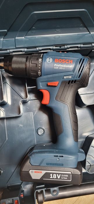 Bosch Professional акумулаторен винтоверт безчетков