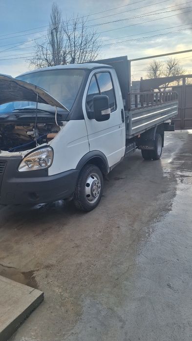 Продам газель грузовой