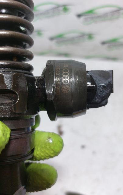 Injector Motorina 038 130 073 bc/CH Volkswagen VW Passat B5.5 (faceli