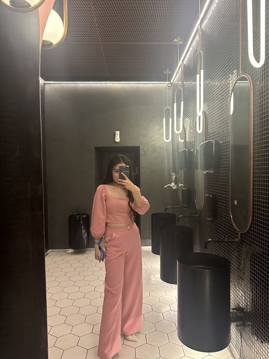 розовая двойка