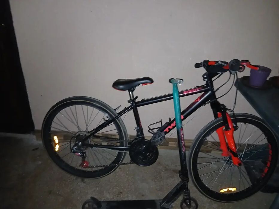 Vand bicicleta bt.win rockrider 500 de piese dau poze in pv
