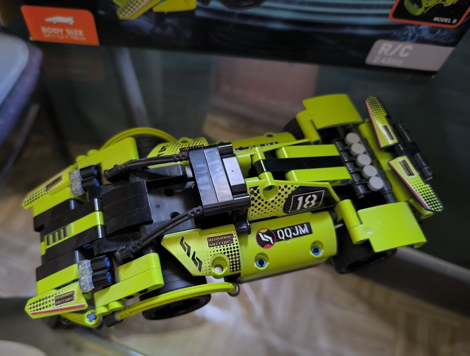 Лего кола две в едно