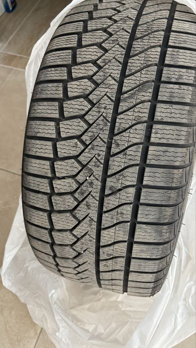 Зимни гуми  GOODRIDE 255/35/19