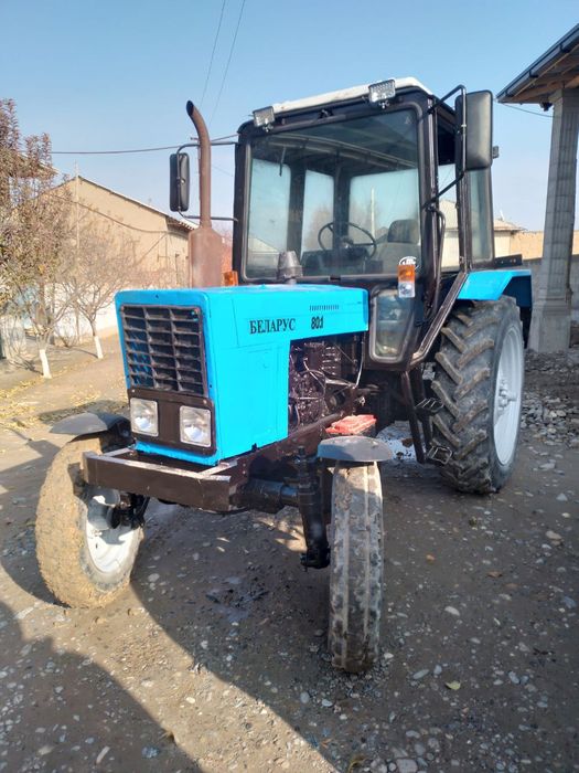 Traktor Belarus 80