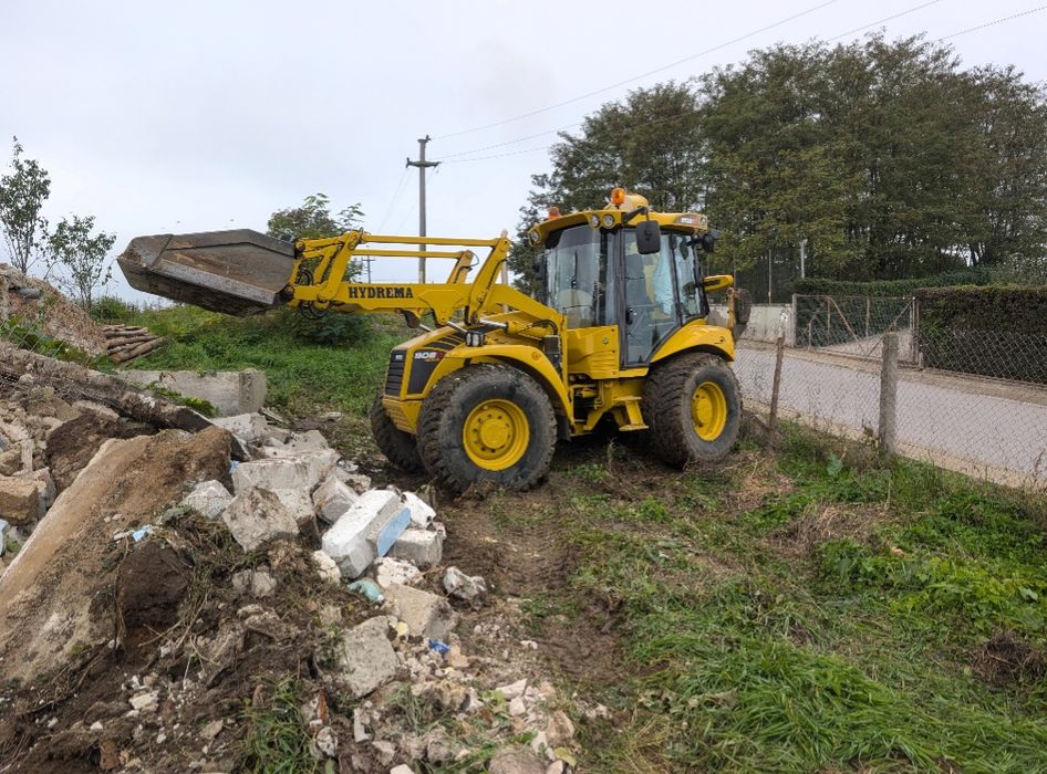 Ofer servicii cu buldoexcavator, săpături, amenajări, demolări