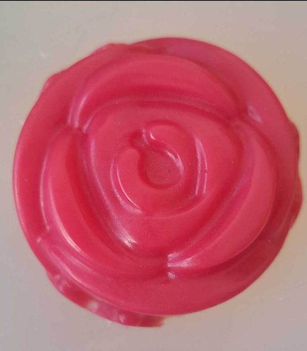 Домашни ръчно изработени ароматни сапуни с естествени съставки