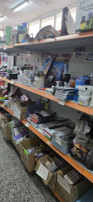 Стелаж остров на линеен метър