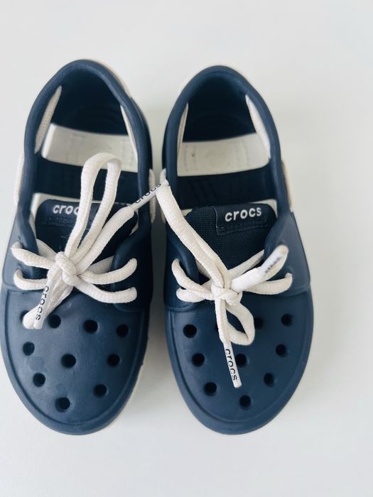 Pantofi eleganti CROCS