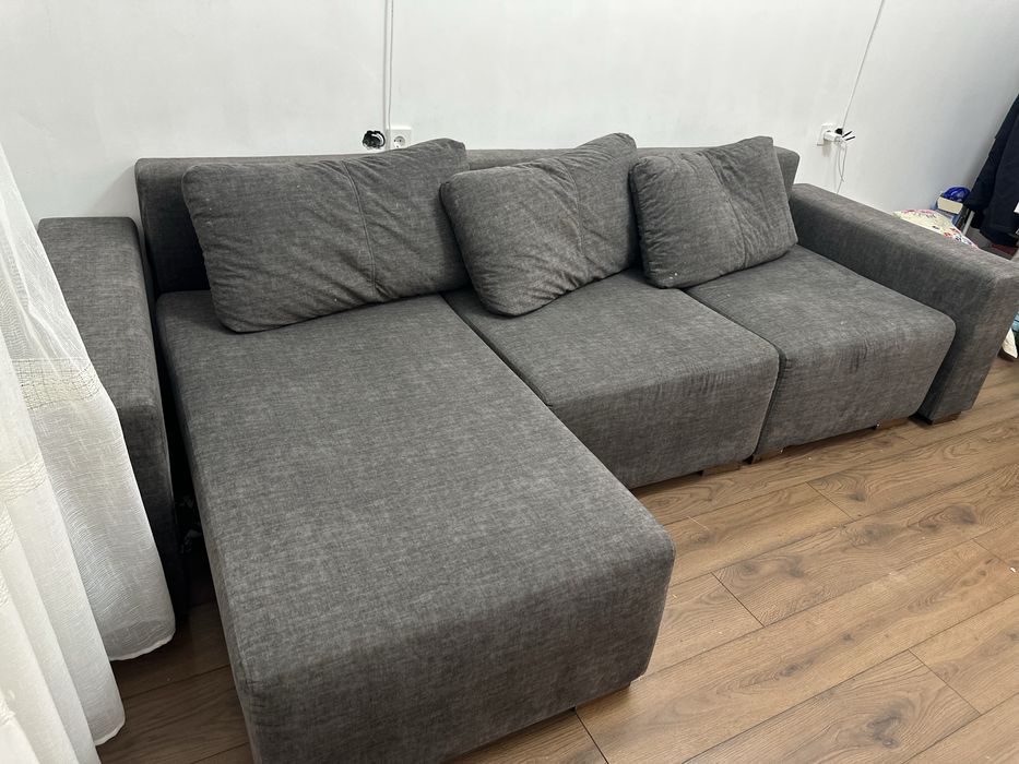 Продам диван ……..