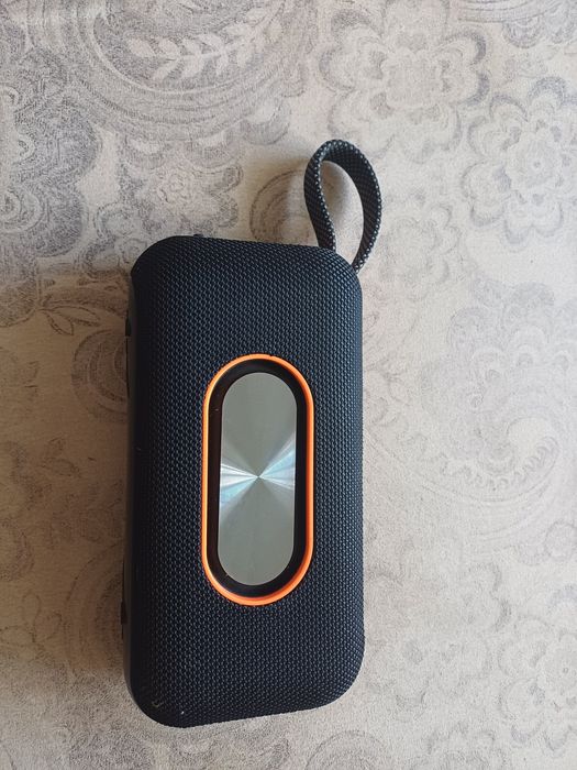 Продам Bluetooth колонку