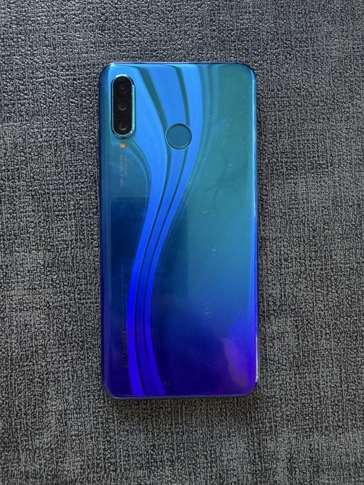 Huawei P30 lite.