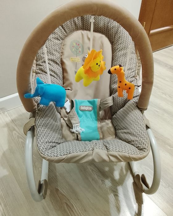 Шезлонг детский babyton