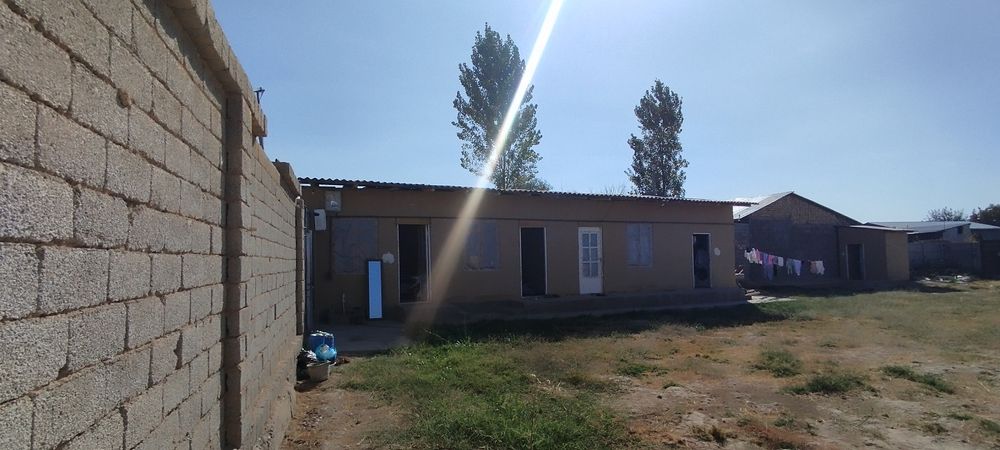 Nazarbek Turkiston maxalada