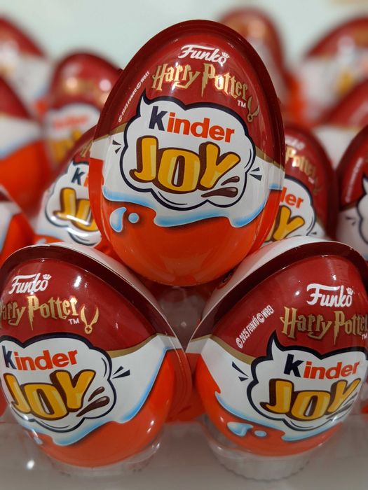 Гарри Поттер Киндер Джой из Англии в подарочной упаковке свежий