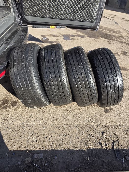 Шины Б/У 4 шт.диаметр 17.