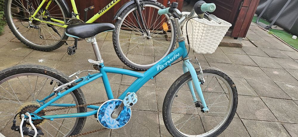 Vând bicicleta copii 6-11 ani