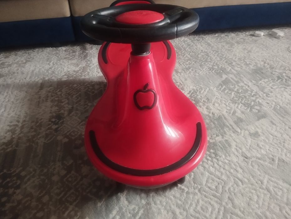 Продается детская машина