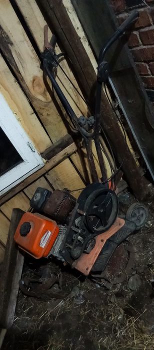 Продам,мотоблок-культиватор