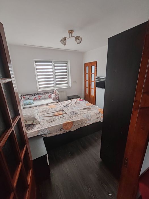 Apartament cu 3 camere, Vulcan, cartier Cocoșvar