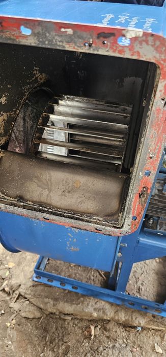 Улитка.Асинхроный двигатель 4ка.3кв.1500об